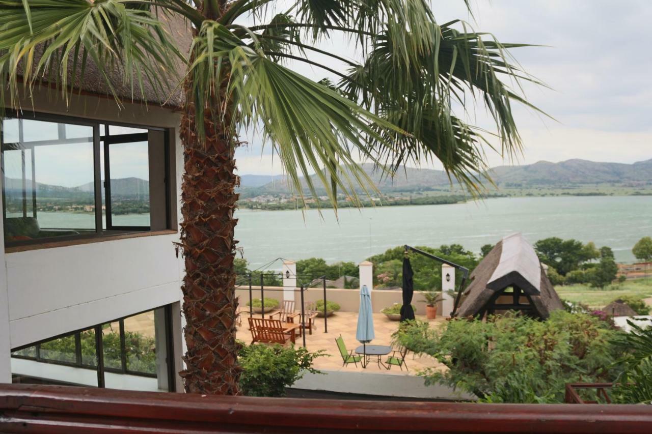 Galagos Lodge Хартбееспоорт Екстериор снимка