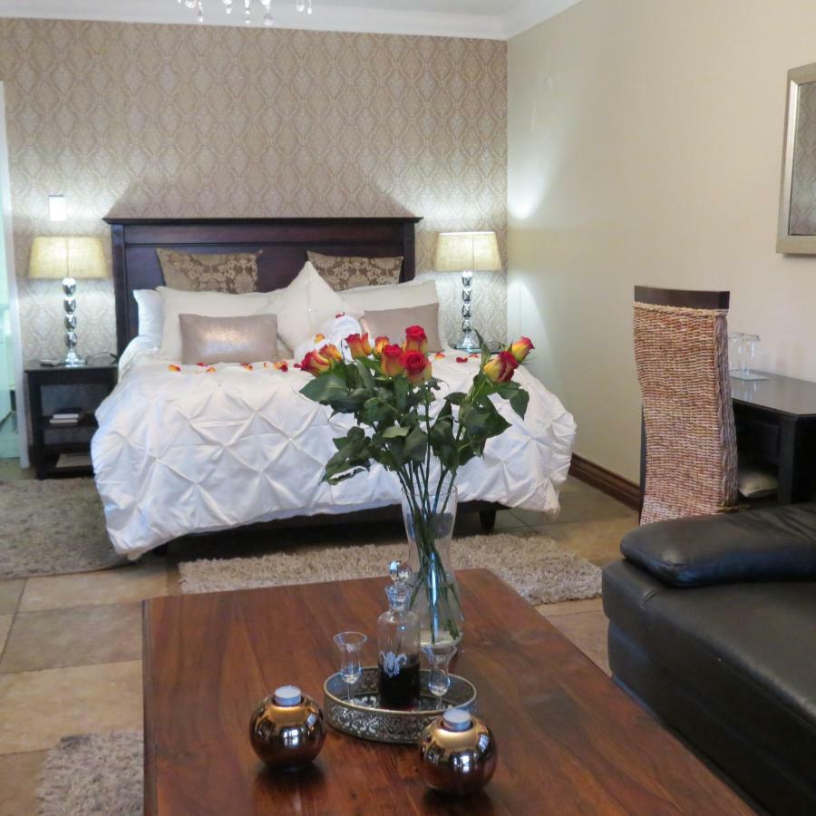 Galagos Lodge Хартбееспоорт Екстериор снимка